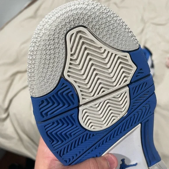 Jordan 4 “Motorsports “